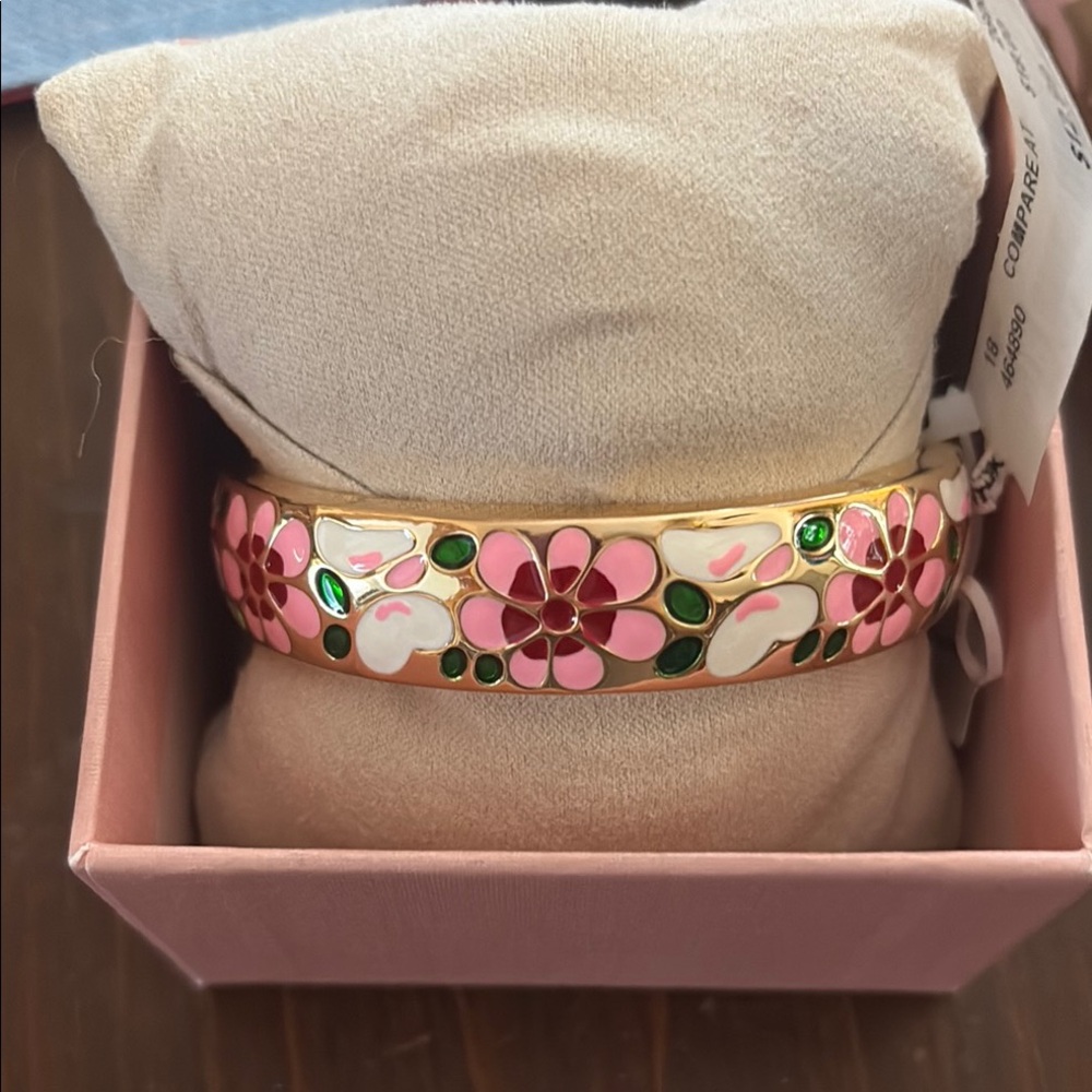 House of Harlow 1960 Green and Cream Floral Box
